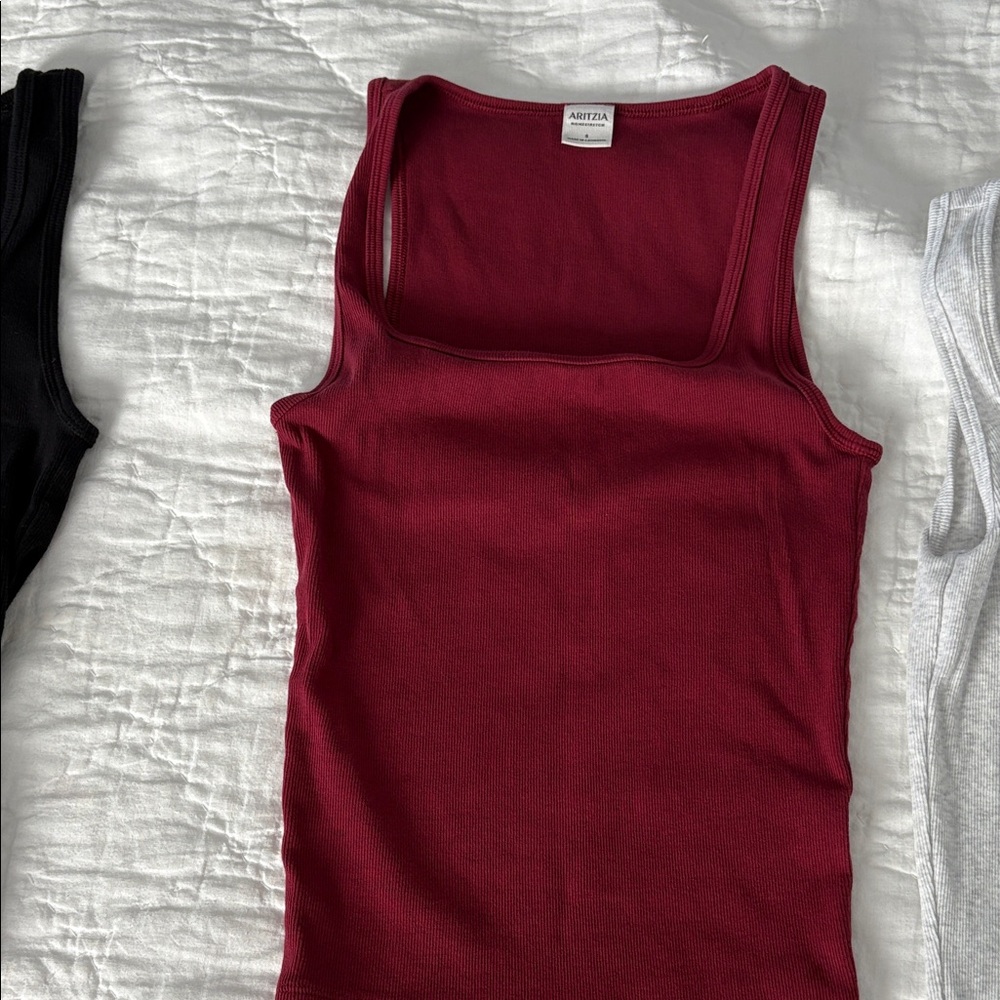 Aritzia homestretch square neck ribbed Deep Red Tank Top NWOT